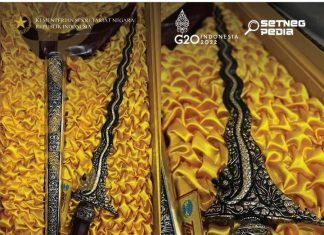 Keris Aeng Tongtong Jadi Souvenir KTT G20, Gubernur Khofifah : Masyarakat Jatim Bangga G20