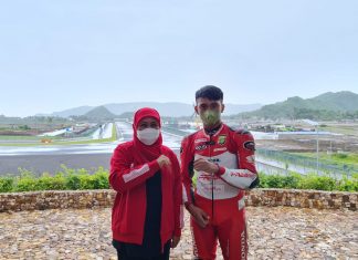 Mario Sebut Khofifah Berperan Besar dalam Kesuksesannya di Moto3 2022 Mario
