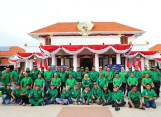 Lepas 109 Wartawan Atlet Porwanas 2022 Kontingen Jatim, Gubernur Khofifah Optimis Jatim Jadi Juara Umum Porwanas 2022