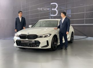 BMW Seri 3 Luncurkan Sang Legenda di Surabaya BMW Seri 3