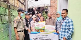 Dukung Program Pemerintah Kota, PDAM Surabaya Bedah Rumah Tidak Layak Huni dan Bangun Jamban Sehat Surabaya Raya