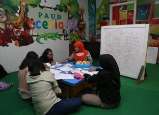 1.488 Siswa Mengikuti Program “Ayo Sinau Bareng dan Ngaji Bareng” di Balai RW Surabaya Raya