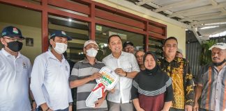 Akhir Tahun 2022, hampir 900 Unit Rumah Tidak Layak Huni Warga Surabaya Diperbaiki Dalam Program Dandan Omah Surabaya Raya