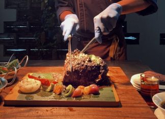 “Steak Rawon” Rawon Tanpa Kuah Hidangan Spesial Di Hari Natal Swiss-Belinn Airport Juanda