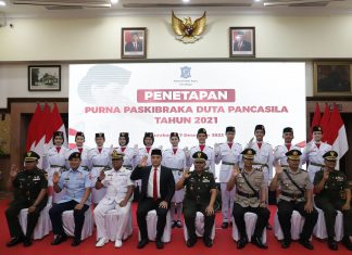 12 Purna Paskibraka Surabaya Dikukuhkan Jadi Duta Pancasila Surabaya Raya