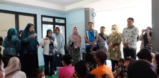 Tinggal di Rusun dan Diberi Pekerjaan, Warga eks Penghuni Kolong Tol Kampung 1001 Malam Sampaikan Terima Kasih ke Pemkot Surabaya Surabaya Raya