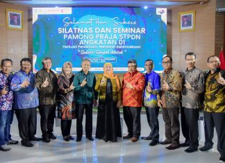 Buka Silatnas dan Semnas Pamong Praja STPDN 01, Gubernur Khofifah Kenalkan Tiga Karakter IKI Sebagai Modal Jadi Game Changer Gubernur Jawa Timur Khofifah Indar Parawansa