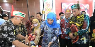 Misi Dagang Gubernur Khofifah di Kalteng Sukses, Selama Delapan Jam Transaksi Tembus Rp 293.59 Miliar Gubernur Jawa Timur