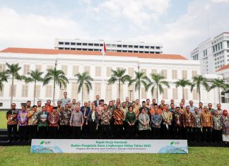 Hadiri Pembukaan Rakernas BPDLH 2022, menurut Wagub Emil Kehadiran BPDLH Jadi Penunjang Komitmen Pemprov Jatim Dalam Pengurangan Emisi Gas Karbon Politik & Pemerintahan