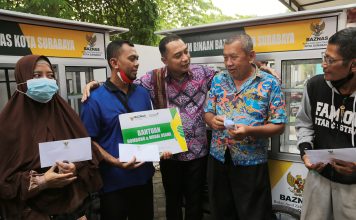 Pemkot-Baznas Surabaya Kembali Tebus Ijazah dan Bayar Tunggakan Biaya Sekolah 1.040 Pelajar Baznas