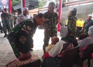 Kunjungi Ponpes Ar-Ridwan Tuban, Pangdam V/Brawijaya Santuni Anak Stunting, Fakir Miskin dan Yatim Piatu Hankam