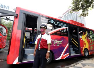 Bus Listrik Berhenti Beroperasi di Surabaya, Dishub Dorong Kemenhub Percepat Evaluasi dan Kontrak Bus Listrik Berhenti Beroperasi di Surabaya, Dishub Dorong Kemenhub Percepat Evaluasi dan Kontrak