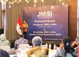 Hadiri Pelantikan Pengurus JMSI Jatim Periode 2022-2027, Wagub Emil Dardak Harap Keberadaan JMSI Mampu Tingkatkan Literasi Digital Masyarakat Hadiri Pelantikan Pengurus JMSI Jatim Periode 2022-2027, Wagub Emil Dardak Harap Keberadaan JMSI Mampu Tingkatkan Literasi Digital Masyarakat
