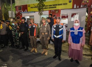 Patroli Keamanan di Malam Pergantian Tahun, Wali Kota Eri Pastikan Kondisi Surabaya Aman! Surabaya Raya