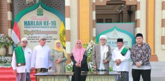 Resmikan Masjid Kanzul Arsy Dan Launching IAI Al Fatimah, menurut Gubernur Jawa Timur Pendidikan Berkualitas Modal Utama Membangun Peradaban Resmikan Masjid Kanzul Arsy Dan Launching IAI Al Fatimah, menurut Gubernur Jawa Timur Pendidikan Berkualitas Modal Utama Membangun Peradaban