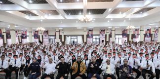 Sekdaprov Jatim Beri Semangat dan Motivasi Calon Pekerja Migran Asal Jatim Penempatan Korsel, Pesan Jaga Semangat dan Nama Baik Bangsa Sekdaprov Jatim Beri Semangat dan Motivasi Calon Pekerja Migran Asal Jatim Penempatan Korsel, Pesan Jaga Semangat dan Nama Baik Bangsa