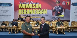 Sempat Bercita-Cita Mondok di Gontor, Kini PangdamV/Brawijaya Jadi Pemateri Wawasan Kebangsaan di Universitas Darussalam Gontor Sempat Bercita-Cita Mondok di Gontor, Kini PangdamVBrawijaya Jadi Pemateri Wawasan Kebangsaan di Universitas Darussalam Gontor