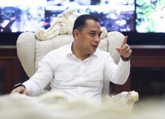 Wali Kota Surabaya Eri Cahyadi Ingin Jabatan Sekda Surabaya Diganti Tiga Tahun Sekali Wali Kota Surabaya Eri Cahyadi Ingin Jabatan Sekda Surabaya Diganti Tiga Tahun Sekali