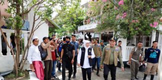 Banjir di Sampang Surut, Gubernur Khofifah Ingatkan Semua Pihak Patuhi Peringatan BMKG dan Tingkatkan Kewaspadaan Banjir Kiriman Banjir Sampng