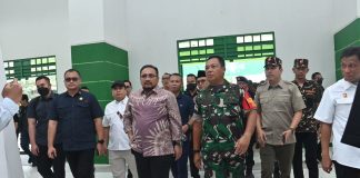 Pangdam V/Brawijaya, Mayjen TNI Farid Makruf, M.A Tinjau Kesiapan Pengamanan Presiden RI dan Wakil Presiden RI beserta Rombongan Pada Gelaran Resepsi Puncak Peringatan 1 Abad NU Pangdam V/Brawijaya, Mayjen TNI Farid Makruf, M.A Tinjau Kesiapan Pengamanan Presiden RI dan Wakil Presiden RI beserta Rombongan Pada Gelaran Resepsi Puncak Peringatan 1 Abad NU