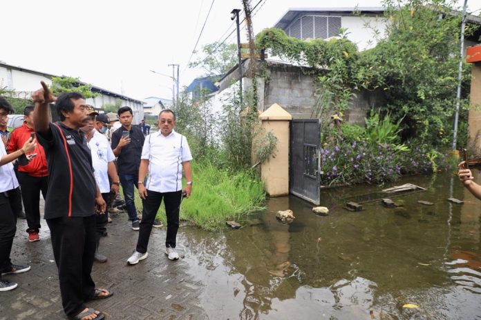 Cak Ji Sidak ke Genting Kalianak Surabaya, Diwaduli Sering Kebanjiran