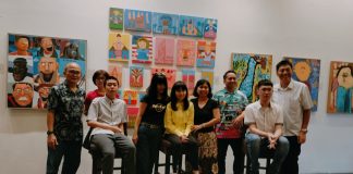 “Fantasi Dalam Garis Yang Bergerak” Ekspresi Lewat Lukisan persembahan dari Vin Autism Gallery Fantasi Dalam Garis Yang Bergerak Ekspresi Lewat Lukisan persembahan dari Vin Autism Gallery
