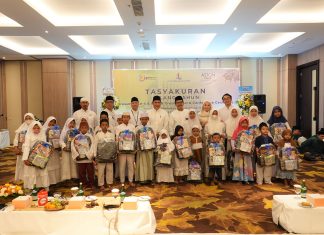 Memperingati Hari Jadi, ASTON Gresik Hotel & Conference Center dan Gressmall Gelar Tasyakuran dan Santunan Memperingati Hari Jadi, ASTON Gresik Hotel & Conference Center dan Gressmall Gelar Tasyakuran dan Santunan