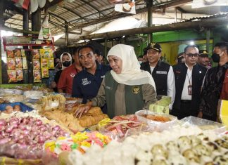 Tinjau Operasi Pasar di Pasar Taman Sidoarjo, Gubernur Jawa Timur Harap Dalam Sepekan 4.367 Ton Beras Murah Berkualitas Telah Terdistribusi ke Masyarakat
