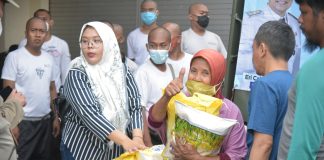 Harga Beras Naik, Pemkot Surabaya Gelar Operasi Pasar di Pasar Tradisional Harga Beras Naik, Pemkot Surabaya Gelar Operasi Pasar di Pasar Tradisional