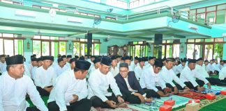 Pangdam V/Brawijaya Ikuti Istighosah Qubro bersama Wapres RI, KASAD dan Ribuan Prajurit secara virtual Pangdam V/Brawijaya Ikuti Istighosah Qubro bersama Wapres RI, KASAD dan Ribuan Prajurit secara virtual