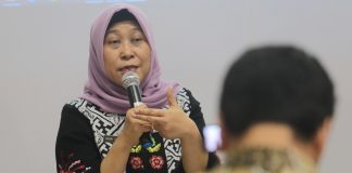 Pemkot Terus Berupaya Tekan Kasus HIV Anak di Kota Surabaya Pemkot Terus Berupaya Tekan Kasus HIV Anak di Kota Surabaya