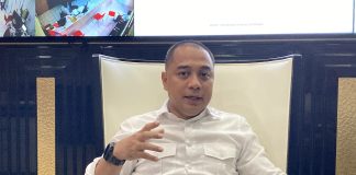 Tanggapi Kabar Penculikan Anak, Wali Kota Eri Cahyadi Tegaskan Hoaks Tanggapi Kabar Penculikan Anak, Wali Kota Eri Cahyadi Tegaskan Hoaks