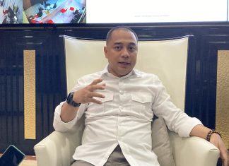 Tanggapi Kabar Penculikan Anak, Wali Kota Eri Cahyadi Tegaskan Hoaks Tanggapi Kabar Penculikan Anak, Wali Kota Eri Cahyadi Tegaskan Hoaks