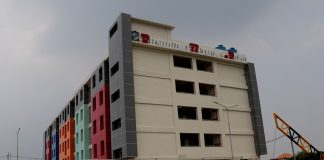 36 KK eks Warga Kampung 1001 Malam Kembali di Relokasi Pemkot Surabaya, Kini Terima Hunian Layak di Rusunawa Benowo Pakal dan Pesapen 36 KK eks Warga Kampung 1001 Malam Kembali di Relokasi Pemkot Surabaya, Kini Terima Hunian Layak di Rusunawa Benowo Pakal dan Pesapen