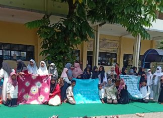 Pelatihan Olah Kain Shibory bersama Siswa SDN Kedurus III Surabaya Pelatihan Olah Kain Shibory bersama Siswa SDN Kedurus III Surabaya