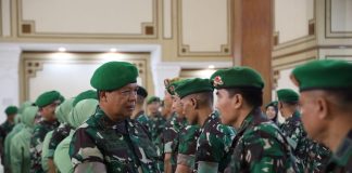 825 Prajurit Kodam Brawijaya Naik Pangkat 825 Prajurit Kodam Brawijaya Naik Pangkat