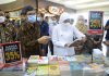 Peringati Hari Buku Sedunia, Gubernur Khofifah Dorong Tingkatkan Minat Baca dan Literasi Masyarakat Guna Tangkal Disrupsi Informasi Peringati Hari Buku Sedunia, Gubernur Khofifah Dorong Tingkatkan Minat Baca dan Literasi Masyarakat Guna Tangkal Disrupsi Informasi
