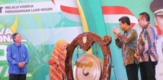 East Java International Trade Festival (EJITF) Ditutup, Terdapat Kesepakatan Dagang Senilai Rp. 1,85 Triliun East Java International Trade Festival (EJITF) Ditutup, Terdapat Kesepakatan Dagang Senilai Rp. 1,85 Triliun