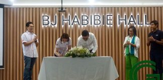 Lebih dari 225 Ribu Toko Kelontong SRC Dapat Nikmati Layanan Digital dari Grab Indonesia Lebih dari 225 Ribu Toko Kelontong SRC Dapat Nikmati Layanan Digital dari Grab Indonesia