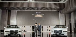 BMW Astra Luncurkan Generasi Ke-7 dari BMW Seri 7 di Jawa Timur Sanfrantis Tanu bersama Octa Wibowo saat peluncuran BMW Seri 7 baru