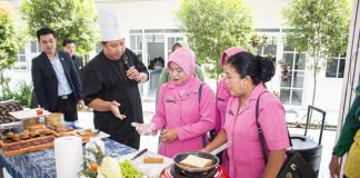 Chef Bintang Lima Kasih Edukasi Cara Atasi Stunting Lewat Kudapan Nikmat dan Terjangkau Chef Bintang Lima Kasih Edukasi Cara Atasi Stunting Lewat Kudapan Nikmat dan Terjangkau