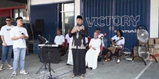 Gereja Victory Berkurban dan Meriahkan Hari Raya Idul Adha, Wali Kota Eri Anggap Ini Menunjukkan Toleransi Yang Luar Biasa! Gereja Victory Berkurban dan Meriahkan Hari Raya Idul Adha, Wali Kota Eri Anggap Ini Menunjukkan Toleransi Yang Luar Biasa!