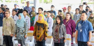 Larang Penjualan Seragam di Koperasi Sekolah SMAN/ SMKN dan SLB, Gubernur Minta Kacabdin dan Kasek Lakukan Penertiban Larang Penjualan Seragam di Koperasi Sekolah SMAN SMKN dan SLB , Gubernur Minta Kacabdin dan Kasek Lakukan Penertiban