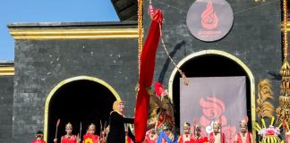 Apresiasi Kirab Budaya Grebeg Tutup Suro Ponorogo, Gubernur Khofifah Yakin Bawa Efek Berganda di Sektor Budaya, Pariwisata, dan Ekonomi Apresiasi Kirab Budaya Grebeg Tutup Suro Ponorogo, Gubernur Khofifah Yakin Bawa Efek Berganda di Sektor Budaya, Pariwisata, dan Ekonomi