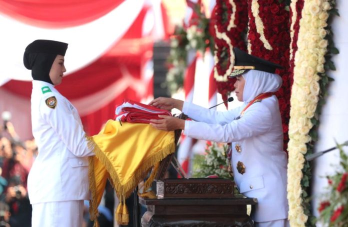 HUT Ke-78 Kemerdekaan RI, Gubernur Khofifah Ajak Bangun Optimisme Jatim Terus Maju dan Melaju Menuju Indonesia Emas 2045