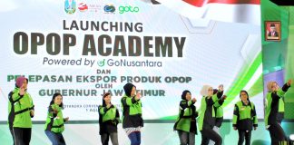 Pemprov Jatim dan GoTo Luncurkan OPOP Academy, Ajak UMKM Naik Kelas Lewat Pemanfaatan Teknologi Pemprov Jatim dan GoTo Luncurkan OPOP Academy, Ajak UMKM Naik Kelas Lewat Pemanfaatan Teknologi