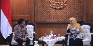 Lima Ribu Sertifikat Tanah Wakaf Siap Dibagikan, Gubernur Khofifah Apresiasi Sinergitas dan Kinerja BPN Jatim dan GTRA Lima Ribu Sertifikat Tanah Wakaf Siap Dibagikan, Gubernur Khofifah Apresiasi Sinergitas dan Kinerja BPN Jatim dan GTRA