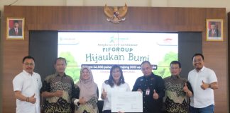 FIFGROUP & BBPPMPV Cianjur Tandatangani MoC Pelatihan Kultur Jaringan Bagi Guru SMK Pertanian Foto bersama sesaat setelah penandatanganan MoC (Memorandum of Cooperation)