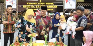 Resmikan Gedung Rehabilitasi Medik Terpadu dan Manajemen RSSA, Gubernur Khofifah Harap Semakin Tingkatkan Kualitas dan Profesionalisme Layanan Masyarakat Resmikan Gedung Rehabilitasi Medik Terpadu dan Manajemen RSSA, Gubernur Khofifah: Semakin Tingkatkan Kualitas dan Profesionalisme Layanan Masyarakat