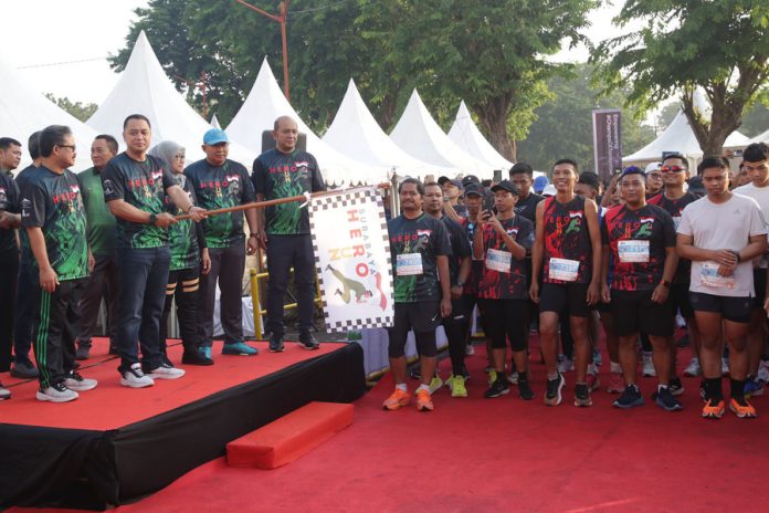 Gelar Hero Run, Wali Kota Eri Cahyadi Bangga Karena Surabaya Selalu Menjadi Magnet Bagi Para Pelari